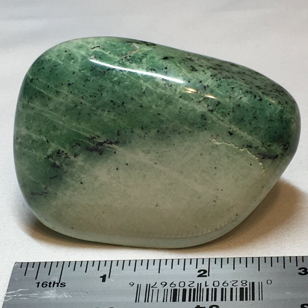 "Transvaal Jade" Hydrogrossular Garnet Galet - Picture 7 of 9